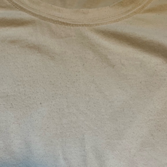 Basic white tee - Picture 2 of 3